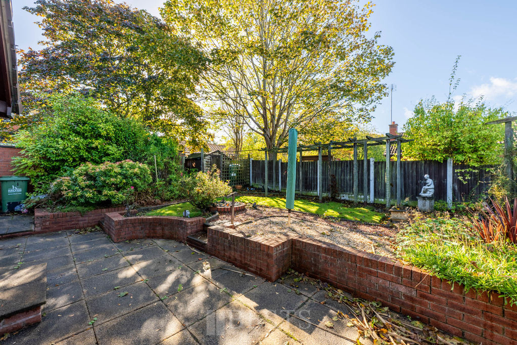 Latham Avenue